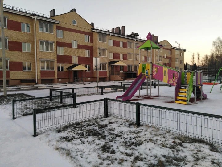 82 человека переедут из аварийного жилья в новостройку в Краснозаводске