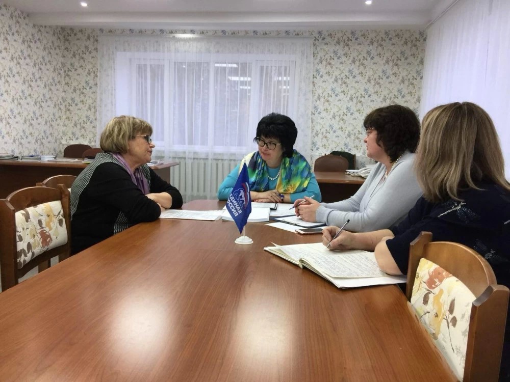 Неделя приёмов в честь дня рождения партии