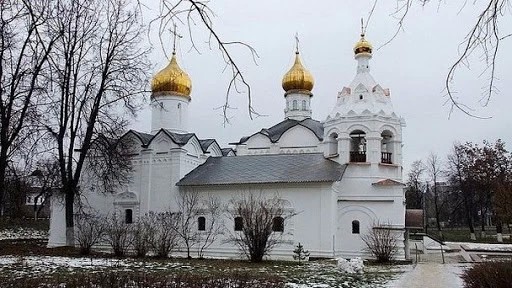 Неизвестные ограбили храм в центре Сергиева Посада