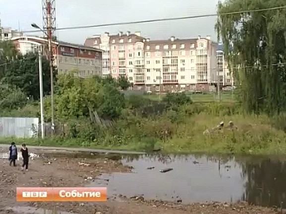 Новое Загорское море. Вблизи вокзала образовалась непреодолимая водная преграда