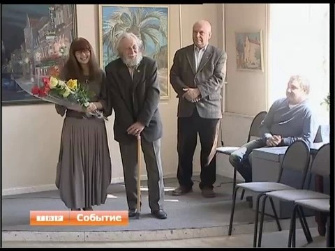 Кусочек лета в выставочном зале