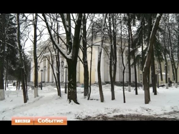 Странное сооружение у Дворца культуры имени Юрия Гагарина