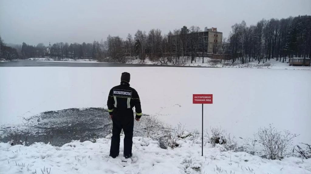 В Сергиево-Посадском округе продолжается установка предупреждающих табличек на водоемах