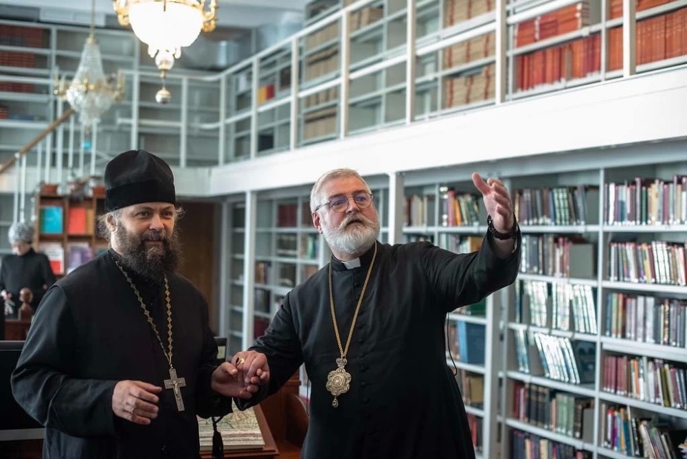 Англикане знакомятся с подмосковными святынями