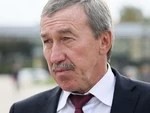 Чиновников сократят втрое