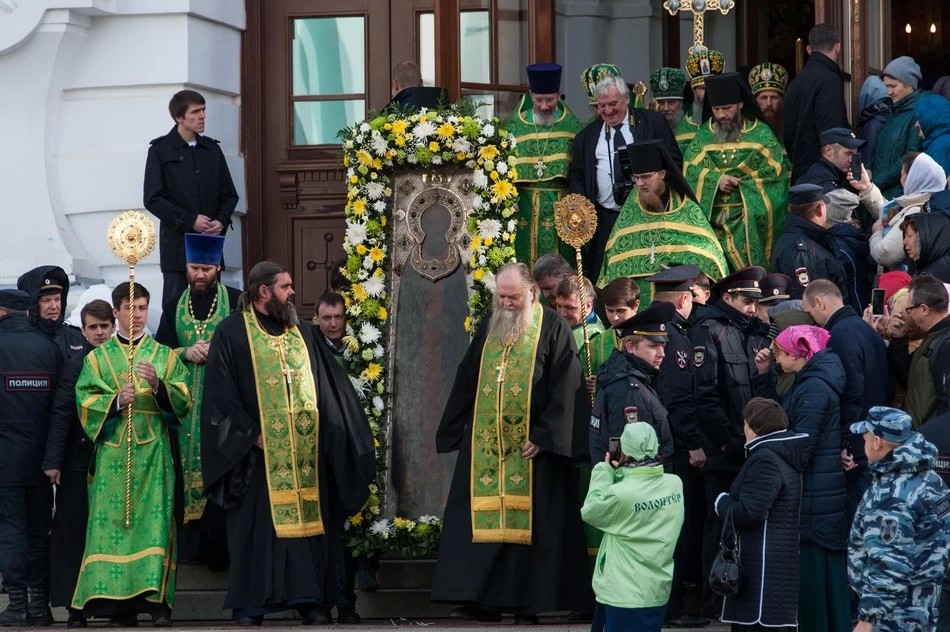 На Сергиев день молились о единстве Церкви