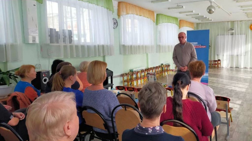 Тимофей Лагутин встретился с коллективами трёх детсадов на Угличе