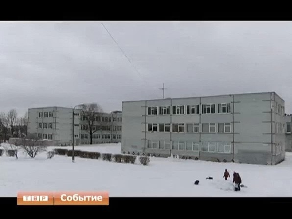 Вирус не отступает
