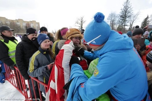 Наравне с Легковым