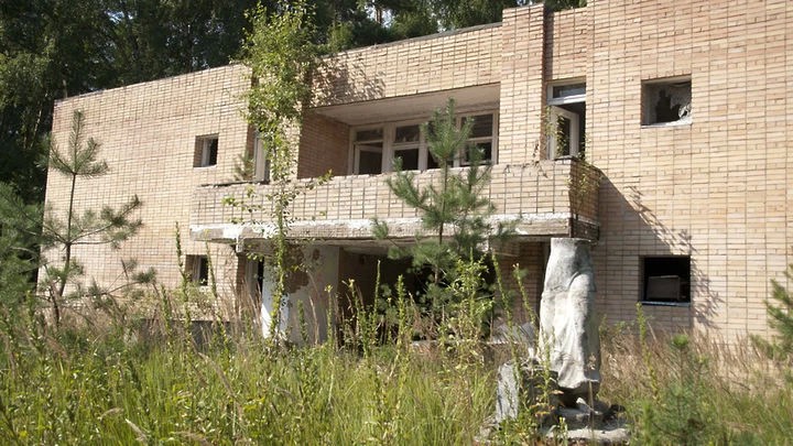 Власти Подмосковья передадут заброшенные пионерлагеря инвесторам