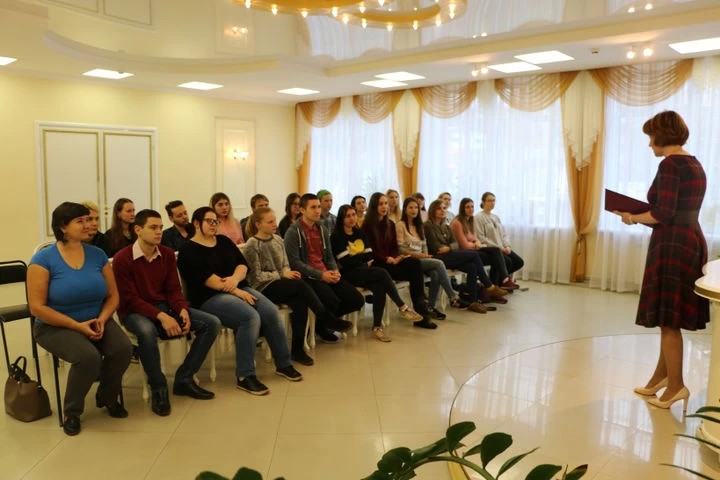 В ЗАГСе прошел день открытых дверей