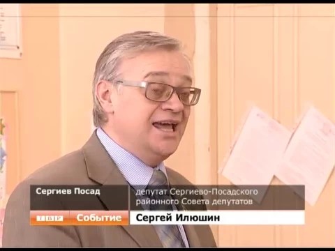 Накануне праздника 8 марта парламентарии районного Cовета приехали с поздравлениями в 22-ю школу