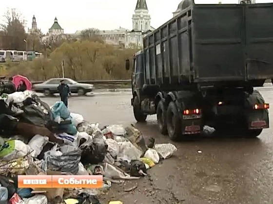 Частный сектор Посада утопает в мусоре