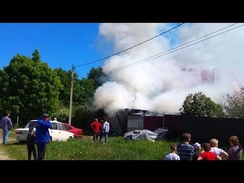 В Наугольном потушили гараж