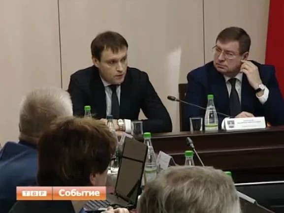 На встрече главы района с Советом депутатов Сергею Пахомову озвучили ряд проблемных вопросов, которые волнуют жителей Пересвета