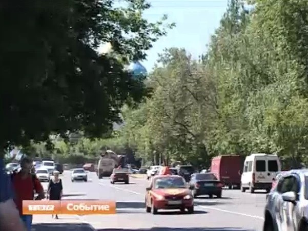 Во вторник, 15 июля, с 9 часов вечера вступают в силу ограничения движения общественного и личного транспорта.