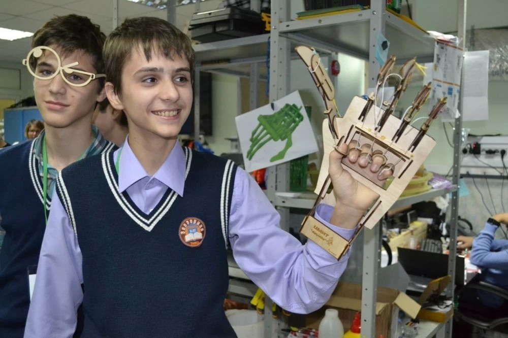 Обучат юных техников