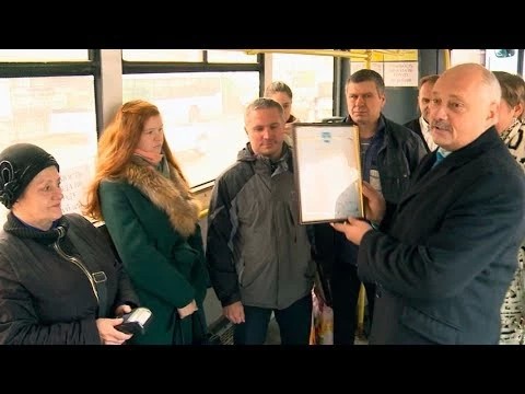 Грамоты вручили прямо в автобусе