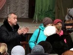 “Сильно не пляшите, чтобы ничего не рухнуло”