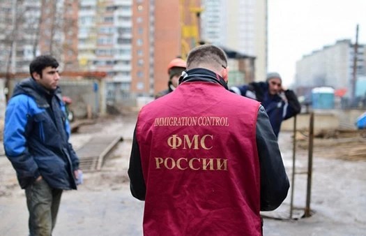 Приключения мигрантов в России