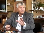 Лучше малая помощь, чем большое сочувствие