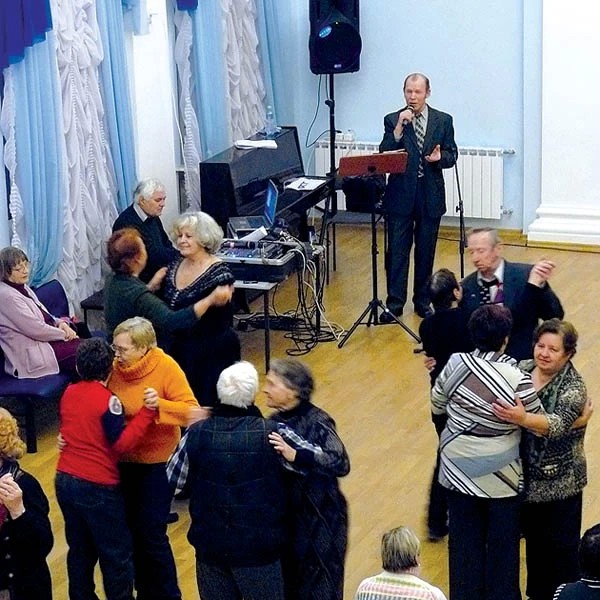 Заново открывали имена