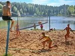 Играли под палящим солнцем
