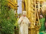 Патриарх служил на Троицу