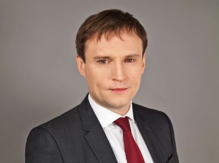 Депутат Госдумы Сергей Пахомов поздравил с Днем Победы