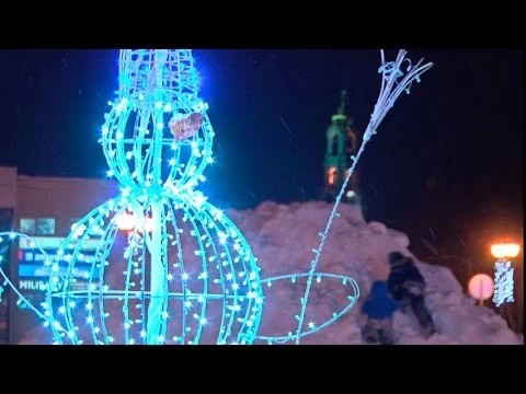 К Новому году у администрации зальют каток