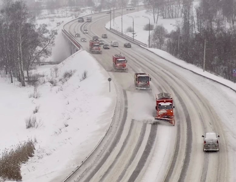 Автомобилистов Подмосковья предупредили о сильном снегопаде
