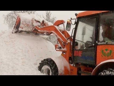 И вечный бой ...со снегом