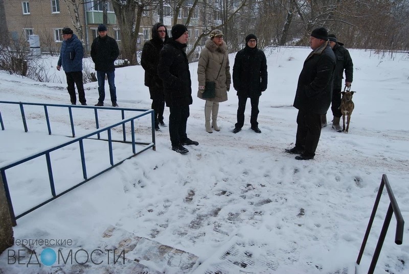 Депутаты: "Снегопад не освобождает от ответственности"