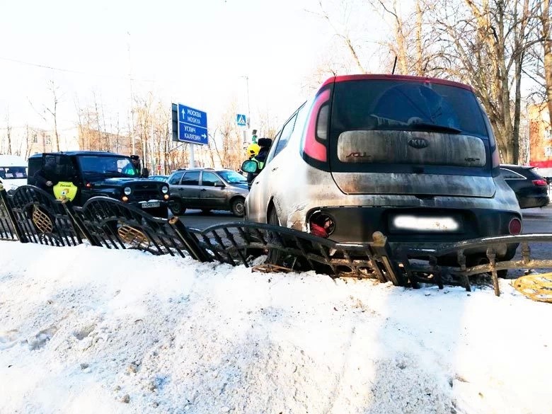 Женщина и ребенок пострадали в ДТП