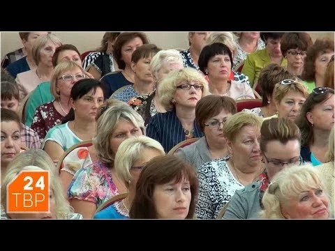 В школы района приходят электронные учебники