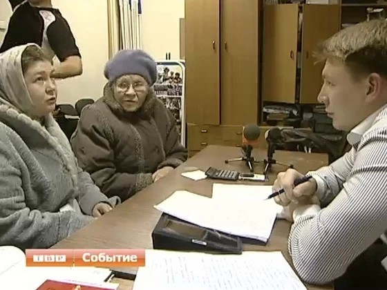 Жалобы и просьбы жителей Сергиева Посада слушал депутат горсовета Александр Двойных