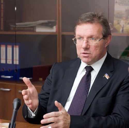 Константин Негурица не комментирует слухи