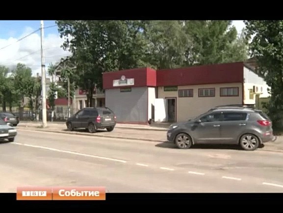 Дерзкое ограбление. Вооруженные злоумышленники похитили деньги из магазина на Скобянке