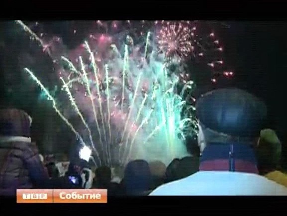Огни небольшого города. На Келарской набережной состоялся фестиваль фейерверков