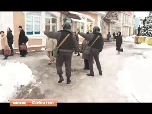 Движение на Привокзальной площади в Сергиевом Посаде с утра парализовало. Автоколонна проводила антитеррористические учения