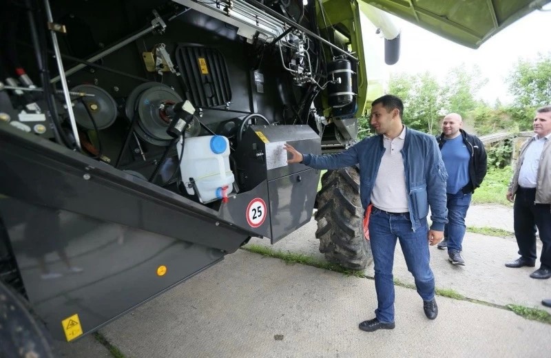 Новая техника выйдет в поля округа
