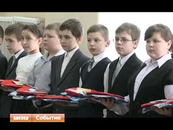 Береги честь смолоду. Ученики 14-ой школы осваивают программу кадетских классов