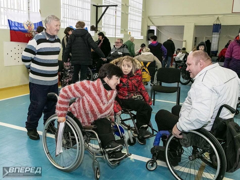 По-спортивному отметили колясочники 15-летие своего клуба