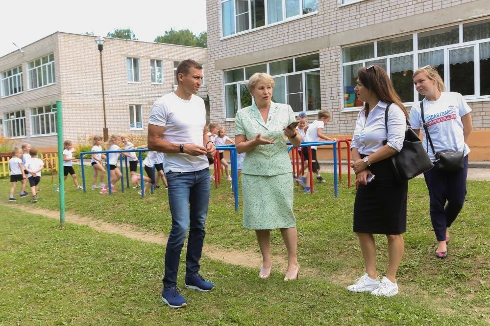 Александр Легков поможет со спортплощадкой детсаду «Алёнушка»