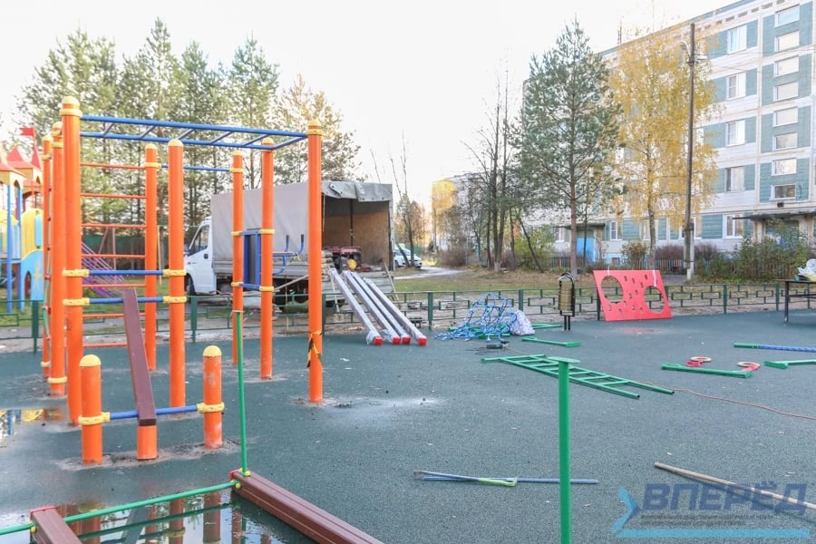В Торгашине установили спортивную площадку за 3 млн рублей