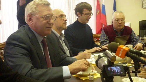 Западный объезд, ветхое жильё, торговля — темы чаепития с главой
