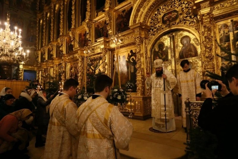 Глава округа принял участие в рождественском богослужении