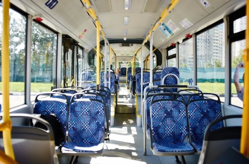Пассажиропоток в автобусах сократился на 83%