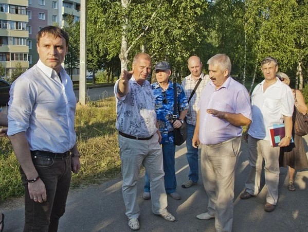 Главы района и города в Загорских Далях