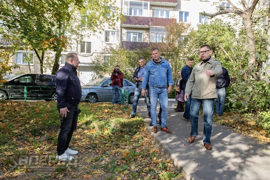 Глава округа Михаил Токарев совершил традиционный субботний объезд дворовых территорий